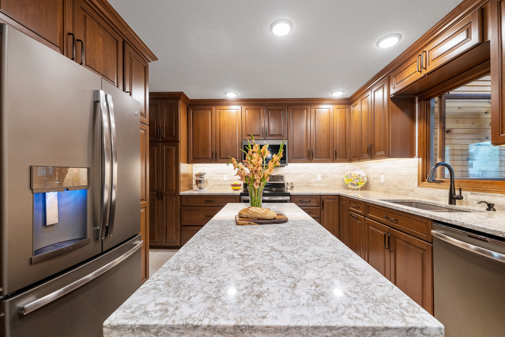 Traditional Kitchen style remodel in Urbandale